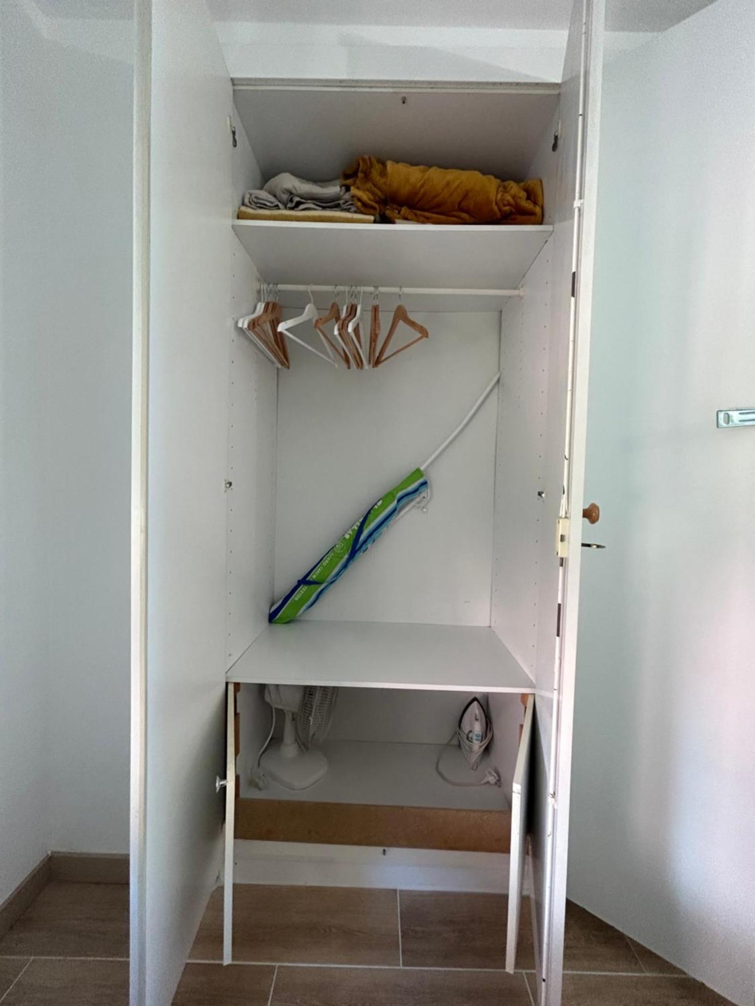 Appartement 1 Chambre Climatise Avec 3 Piscines A 200 M De La Plage Empuriabrava Exterior foto